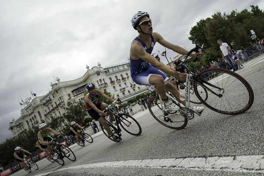 RIMINI, ITALY - MAY 23:  Athletes compete on the biking course during the Grand Prix Triathlon at the 2015 ETU Challenge Triathlon Rimini on May 23, 2015 in Rimini, Italy.  (Photo by Gonzalo Arroyo Moreno/Getty Images)