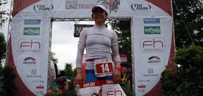 Jana Candrová gewinnt das dramatische Damenrennen