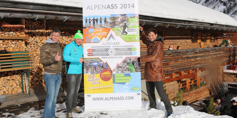 Weisser-Ring-Präsentation-AlpenASS": Günther Forster, Thomas Kofler und Sven Hindl stellten in Lech das AlpenASS vor