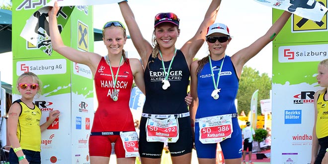 Das Damen-Podium: v.l. Hannah Hanusch, Johanna Erhard, Katharina Loidl - Bild (c) G-Sport/Sportograf